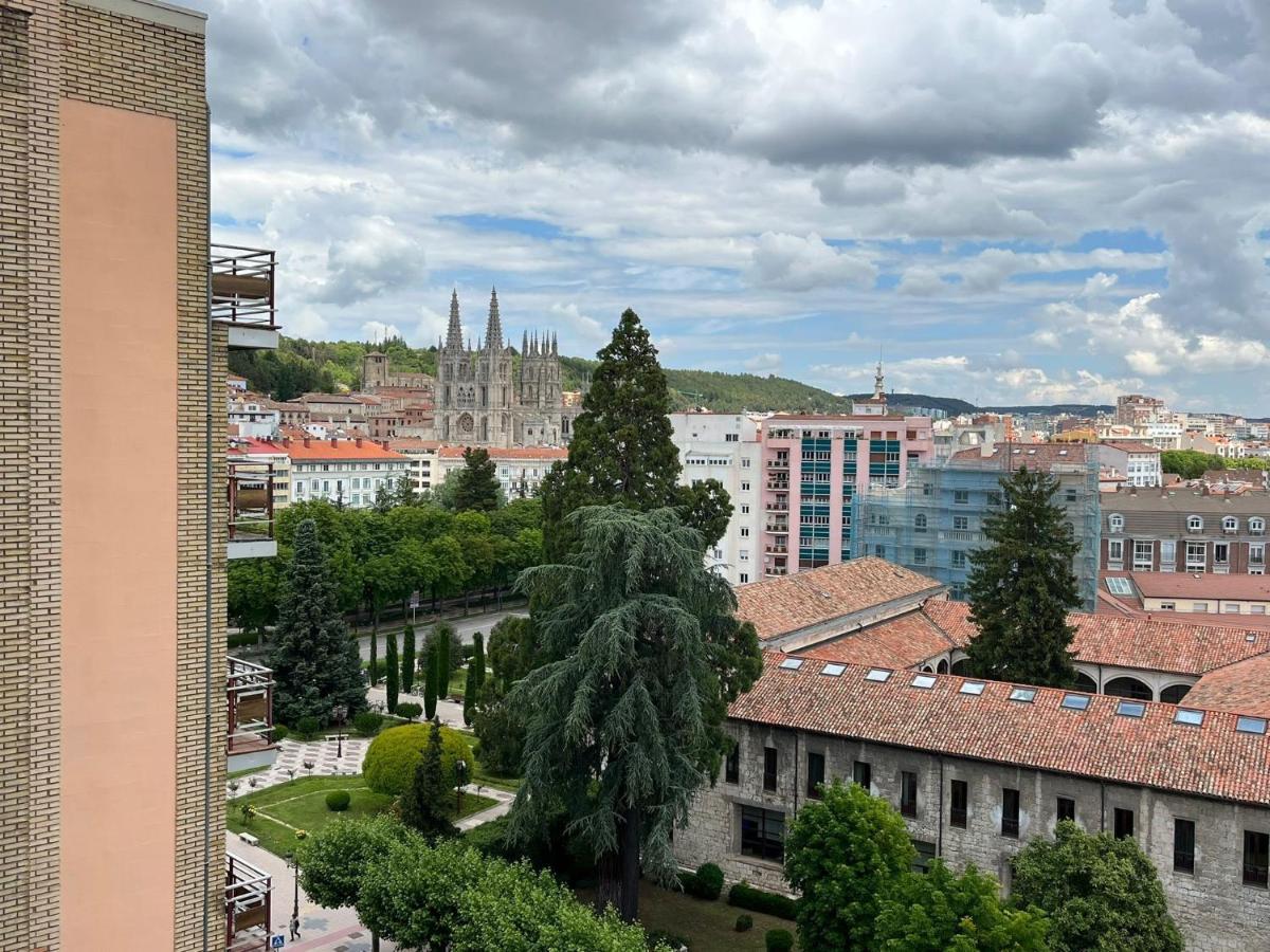 Atuaire Gran Con Vistas A La Catedral De Apartamento Burgo
